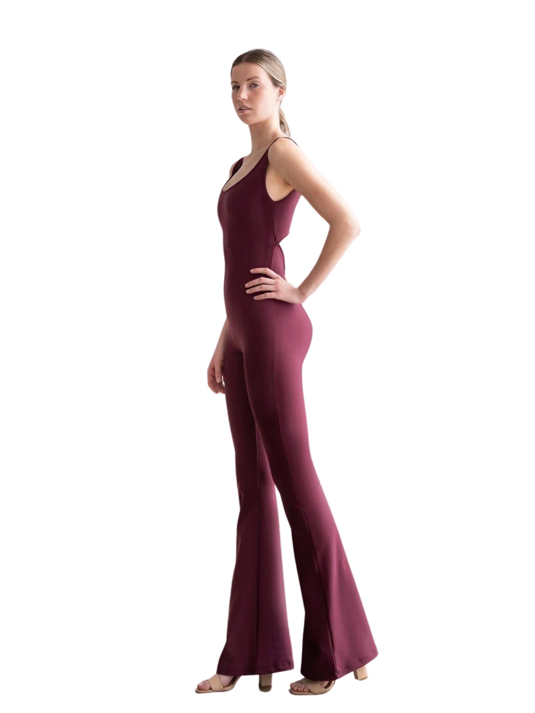 1501 Spanish Scrunch Butt Jumpsuit in Bordeaux