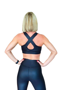 181 Single Crossed Sport Bra in Schwarz mit Leder-Look